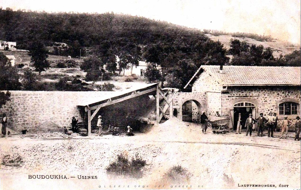2246- Boudoukha - Usines.jpg